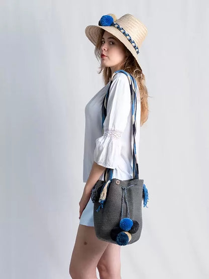 Mochila Cinco Borlas