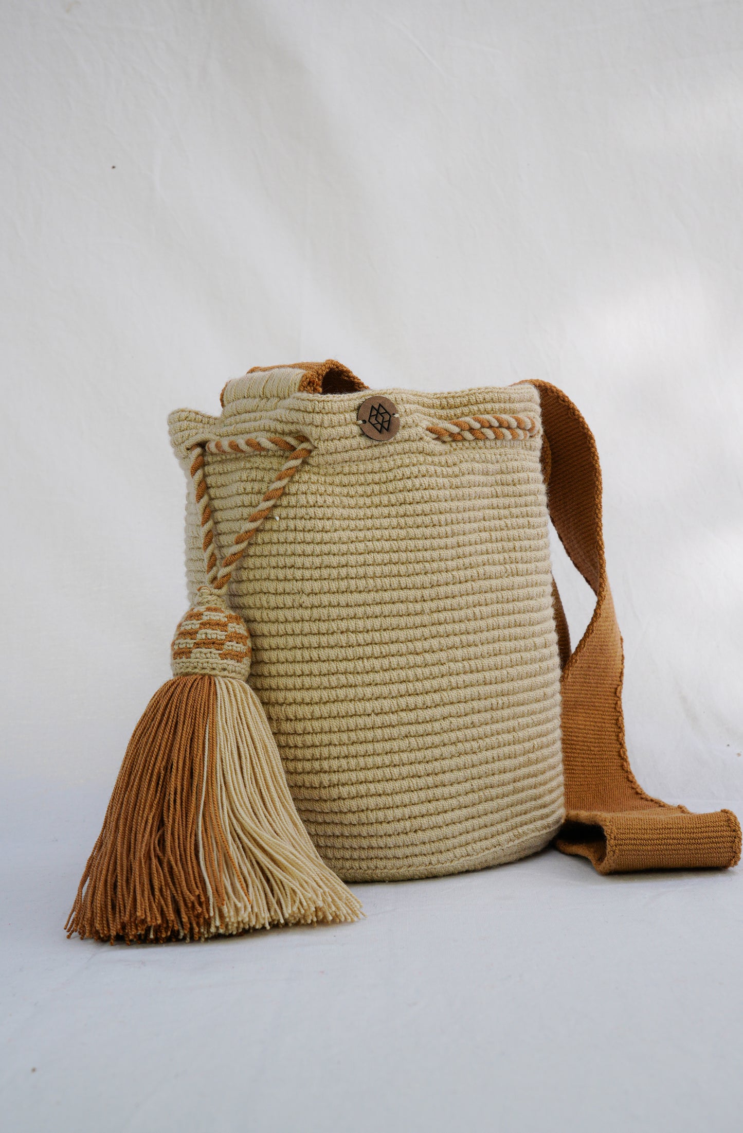 Mochila Mediana Unicolor Amistad