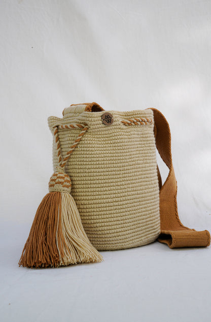 Mochila Mediana Unicolor Amistad