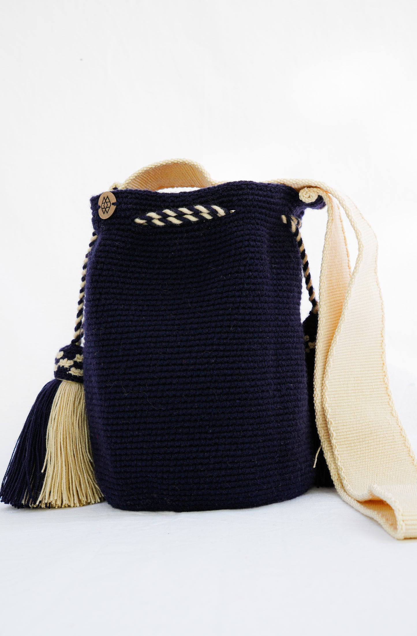 Mochila Mediana Unicolor Amistad