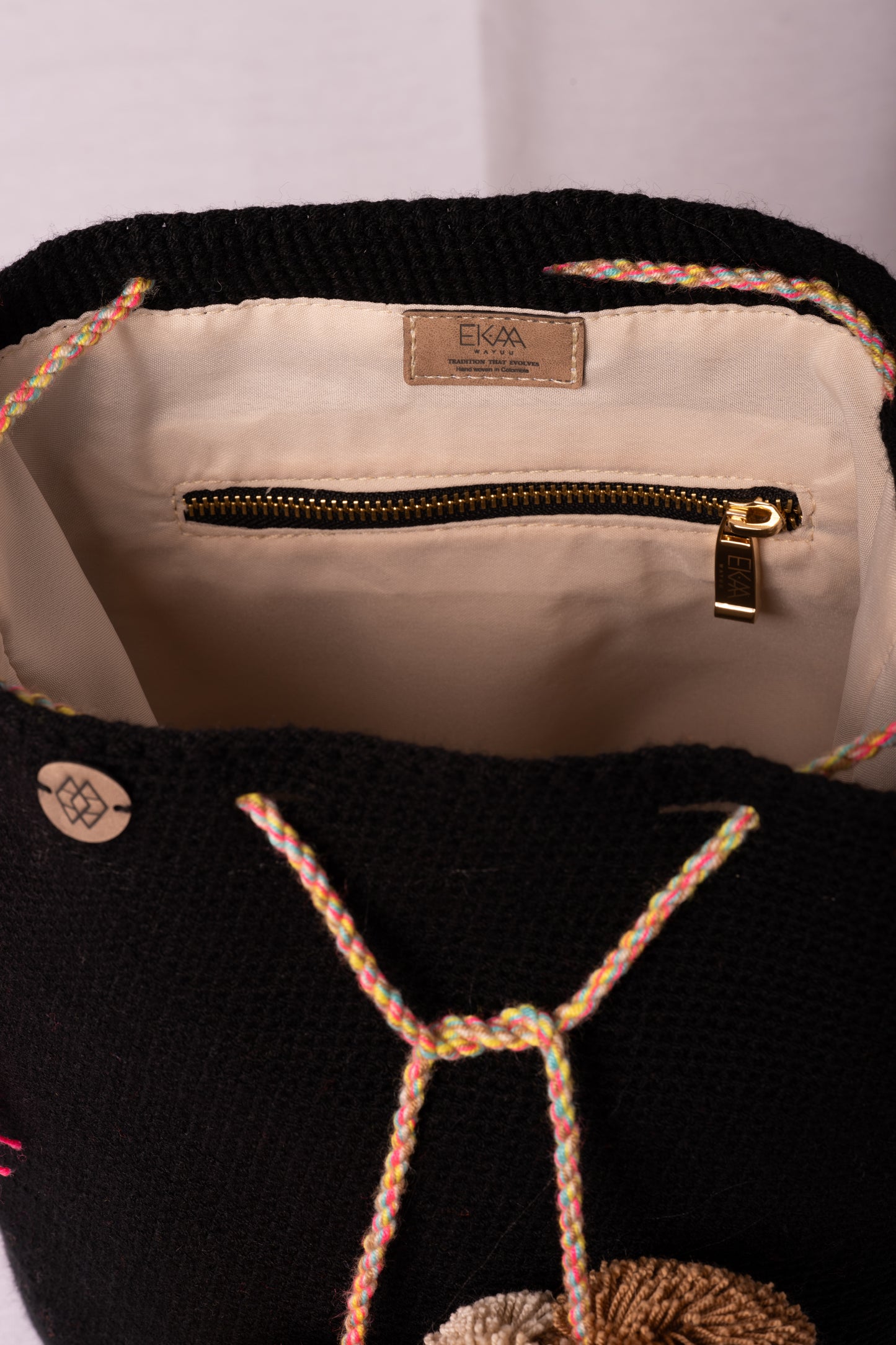 Mochila Cinco Borlas