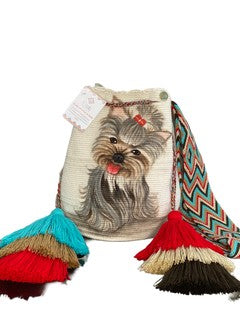 Mochila Pintada y Aplique