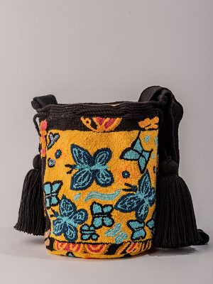 MOCHILA MEDIANA TAPIZADA Mariposa Azul-DE 20 CM X 25 CM APROXIMADAMENTE