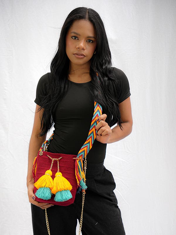 BOLSO ONLY MEDIANO MC-DE 20 CM X 25 CM APROXIMADAMENTE